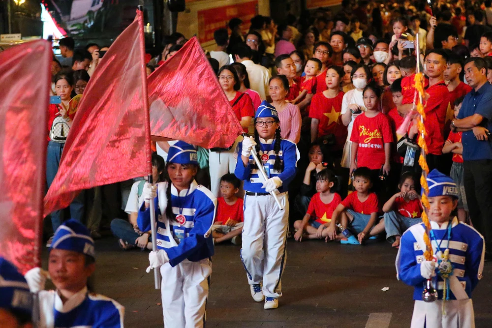 đại lễ 30-4 (9).jpg