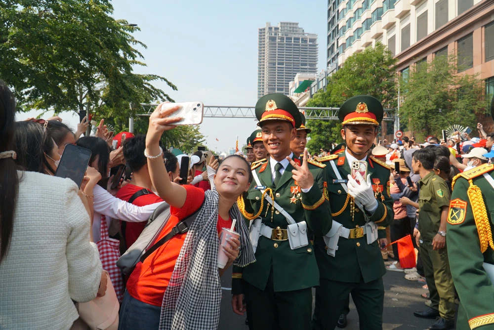 vẻ đẹp hoà bình (25).jpg