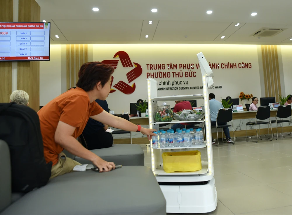 DSC_4177thủ-tục-hành-chính .jpg