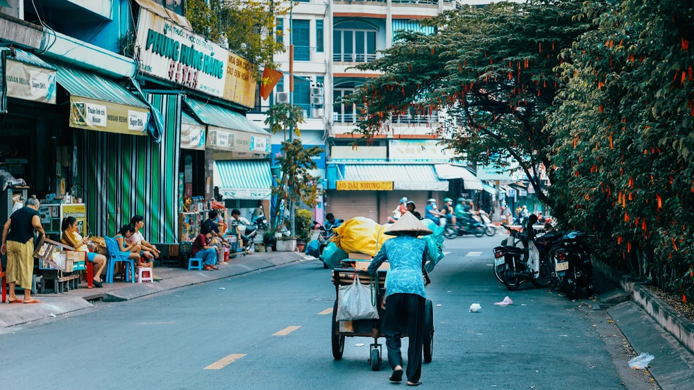 Sài Gòn Hoa Lệ_THU VŨ.jpg