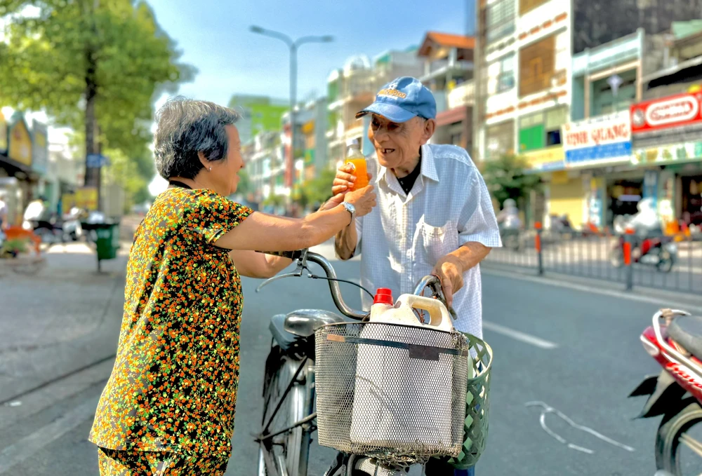 Thành phố mới nghĩa tình_HUỲNH THỊ NGUYỆT THU.jpeg