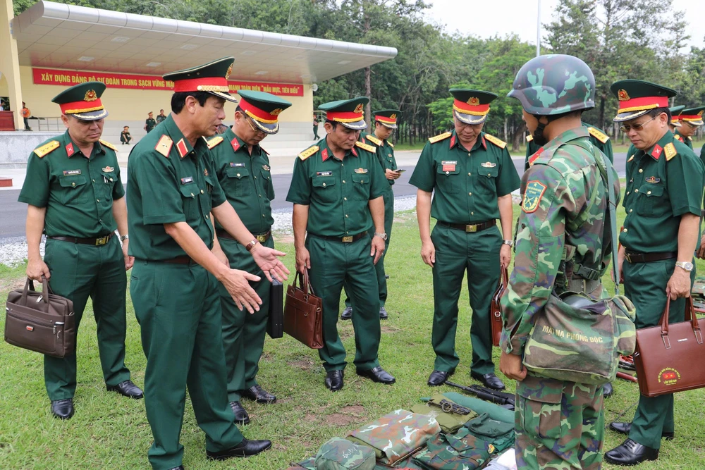 sẵn sàng chiến đấu (2).jpg