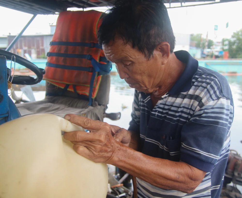 ông bảy đò (2).jpg