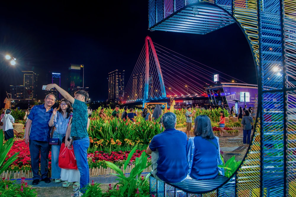 TP.HCM về đêm (1).jpg