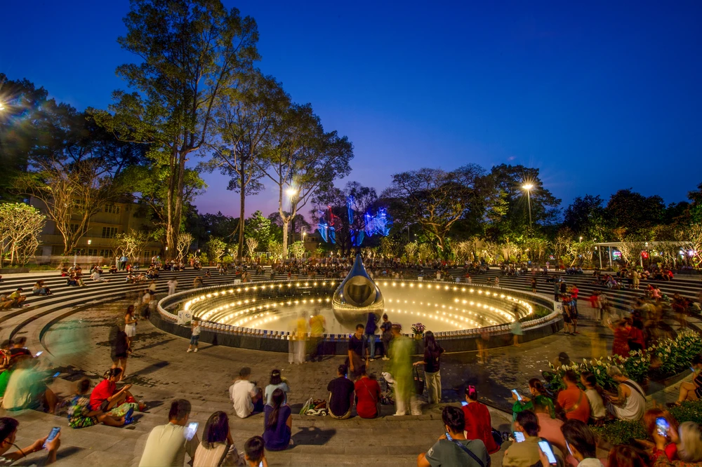 TP.HCM về đêm (3).jpg