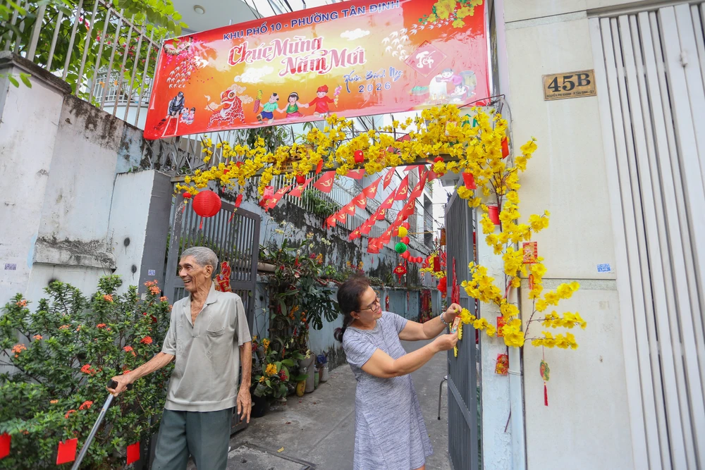 HẺM VÀO XUÂN_NGUYỄN LÊ TIẾN.jpg