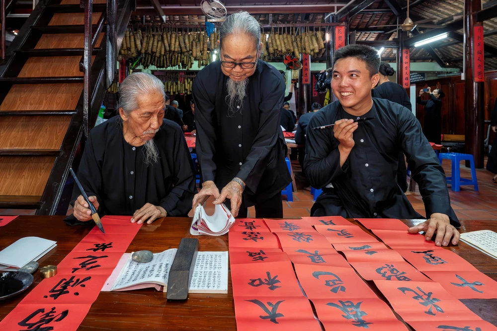 nhà lớn long sơn (4).jpg