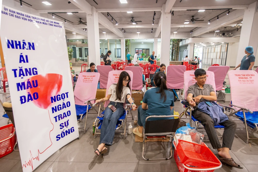 nghĩa tình (2).jpg