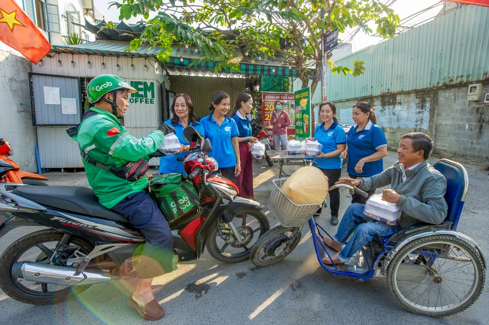 nghĩa tình (6).jpg