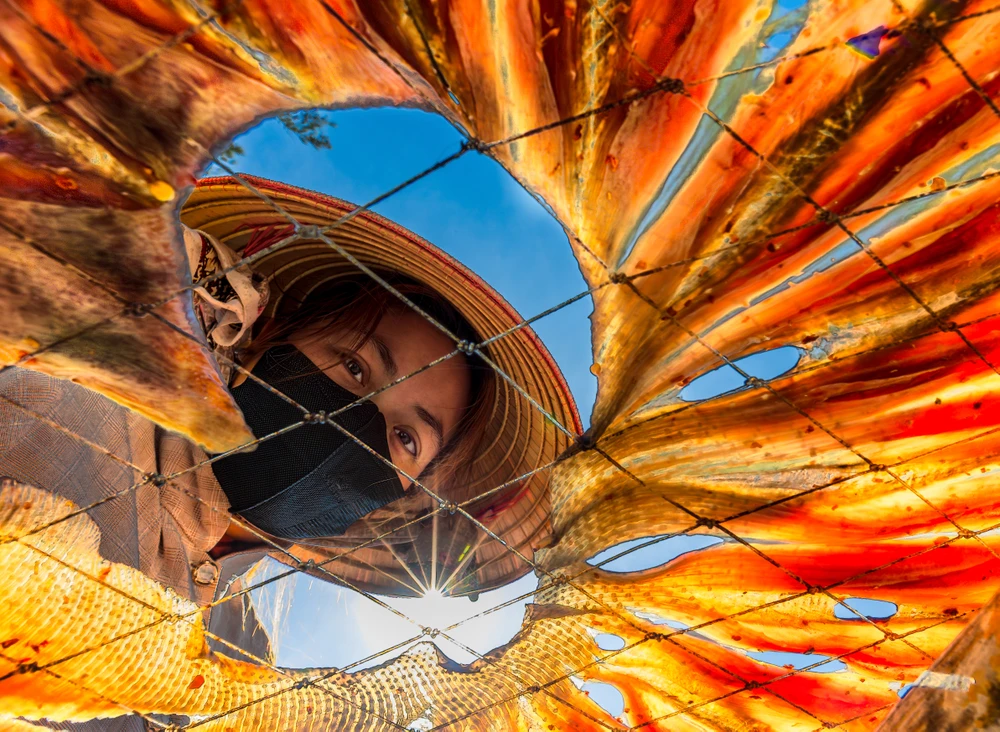 ĐỌ SẮC_LÊ VĂN VINH.jpg