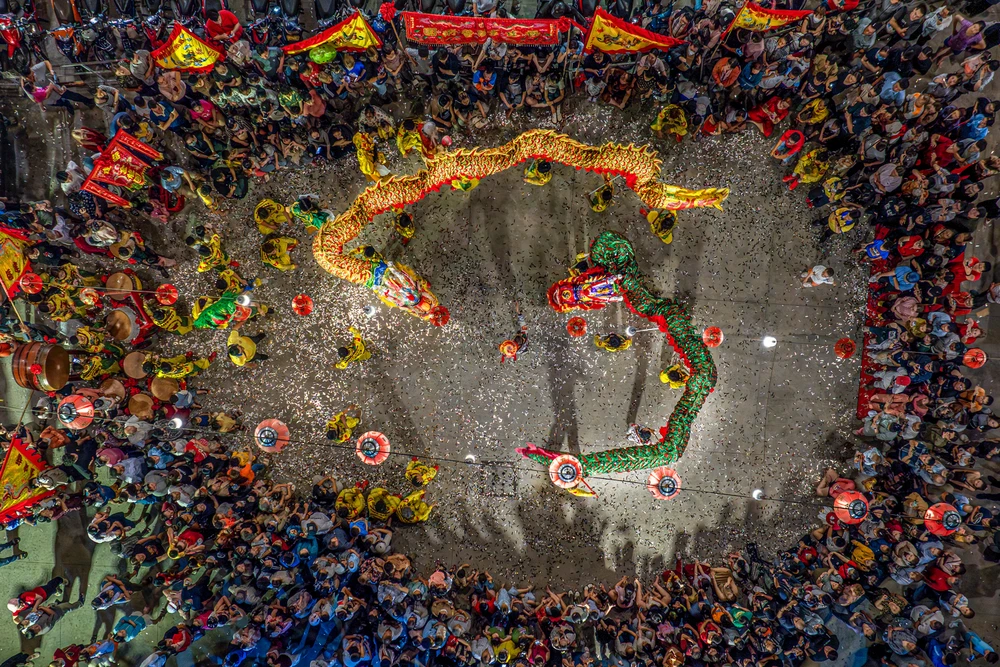 KIM LONG VUI XUÂN_HOÀNG BÍCH NHUNG_GIẢI TRUYỀN CẢM HỨNG.jpg