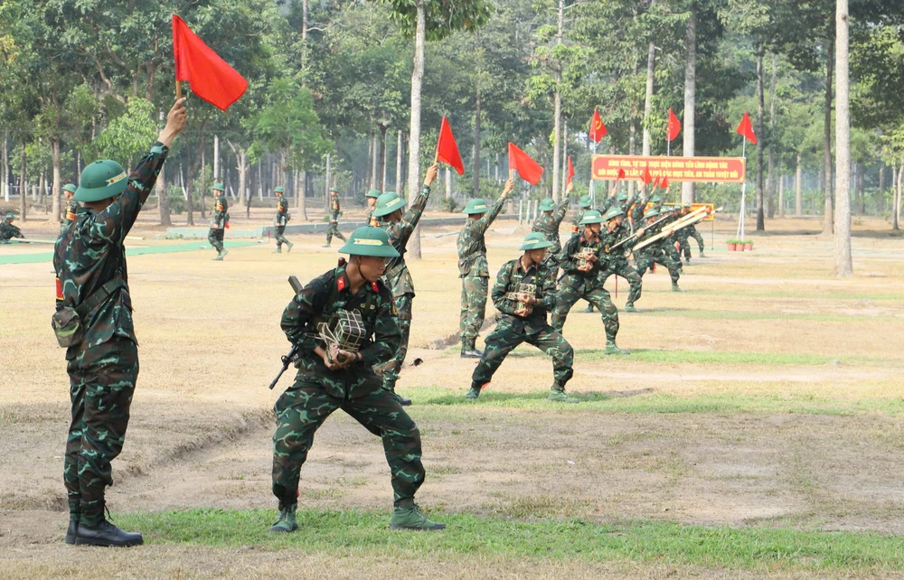 3 tiếng nổ (3).jpg