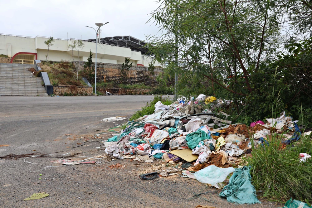 khu liên hợp thể thao Lâm Đồng.jpg