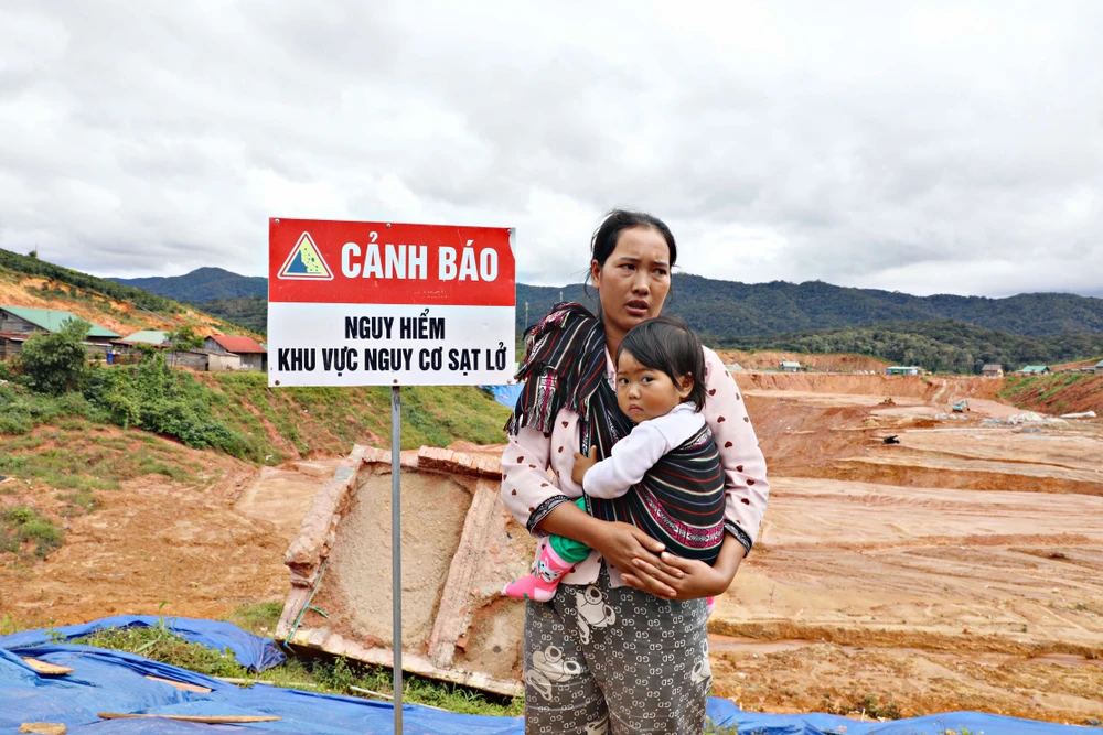 Lâm Đồng khẩn trương khắc phục sạt lở.jpg