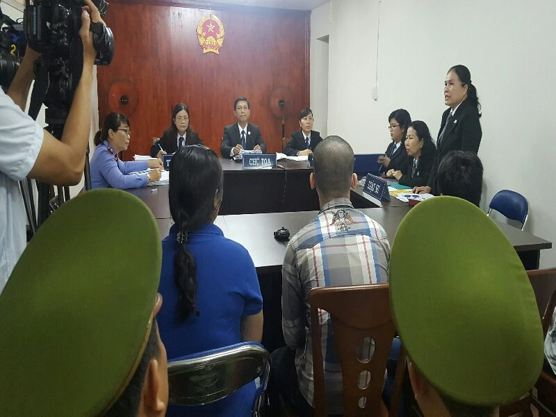 Phiên tòa phúc thẩm vụ cướp giật bánh mì được bố trí theo mô hình phòng xử thân thiện