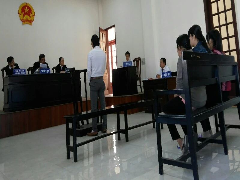 Trần Văn Dũng tại phiên tòa sáng nay. Ảnh: LT