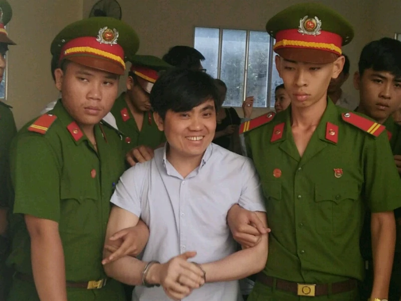 Ngày mai xử vụ ‘thiếu chứng cứ, khó kết tội giám đốc’ ảnh 1