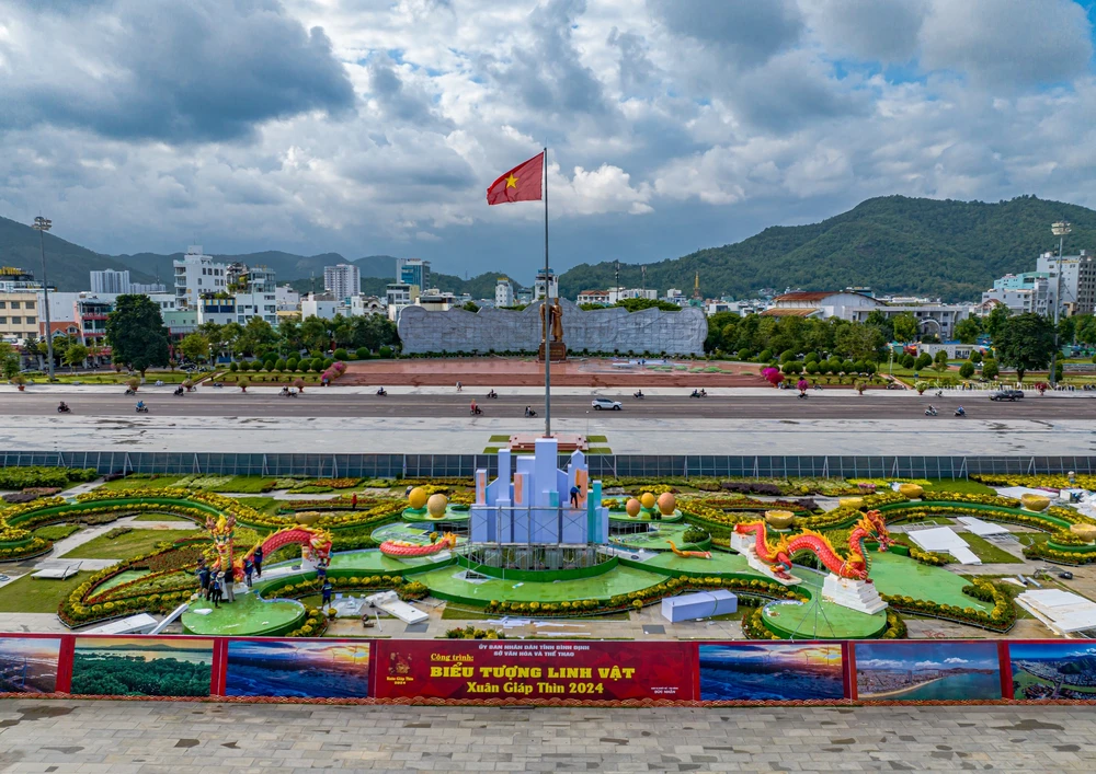 linh vật rồng tại Bình Định.jpg