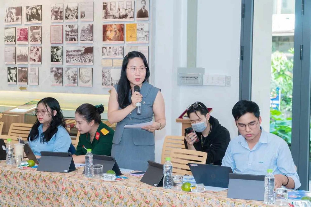 TS Hà Thị Thanh Hương.jpg