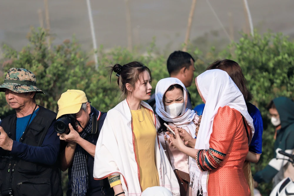 8. Làng Chăm Bàni Ninh Thuận rộn ràng Lễ hội Ramưwan.jpg