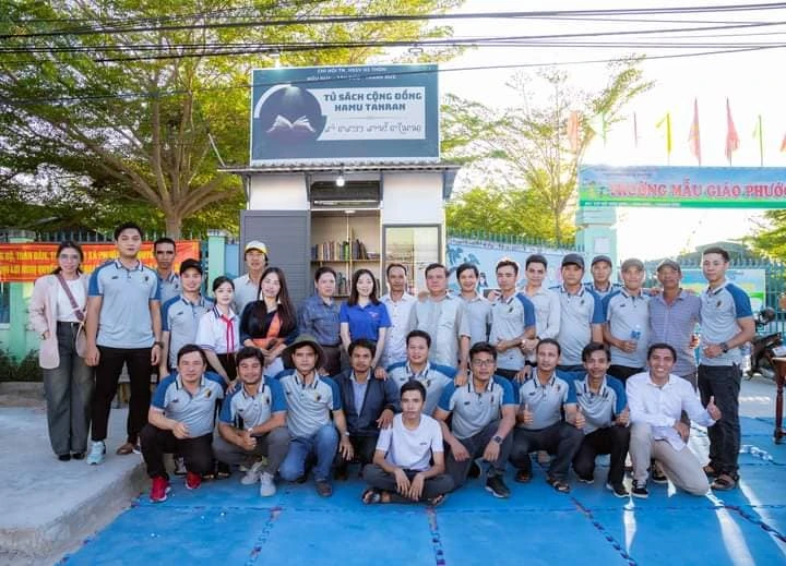 tủ sách cộng đồng 1.jpeg