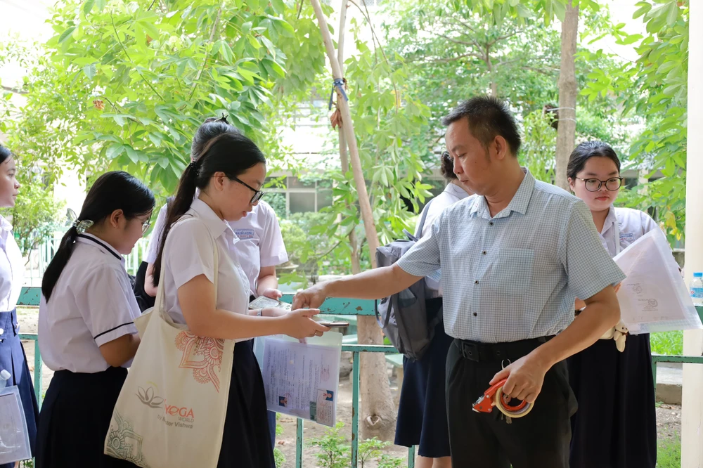 thi vào lớp 10 16.jpg