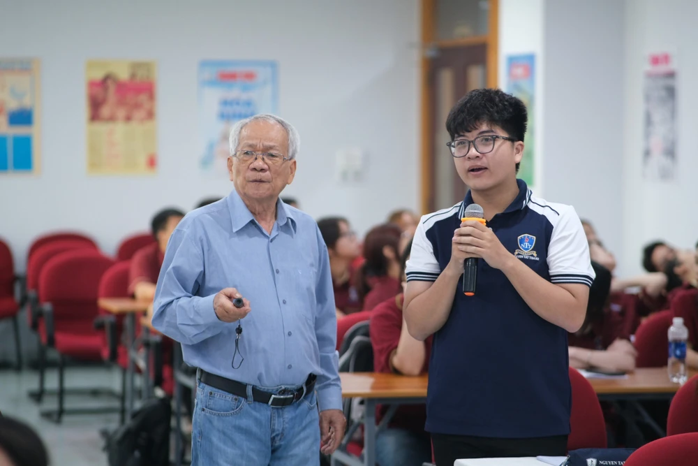 ĐH Nguyễn Tất Thành.jpg