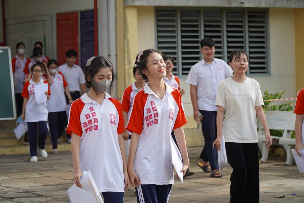 bên tre toán 1.jpg