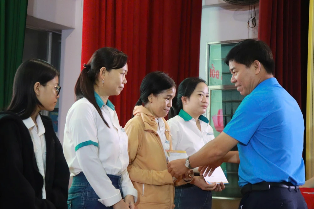 trợ cấp thất nghiệp.jpeg