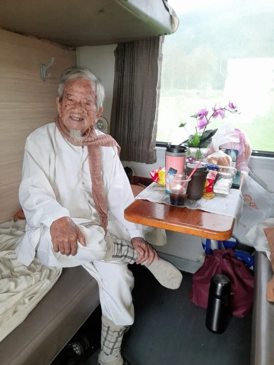 nhà nghiên cứu nguyễn đình tư.jpg