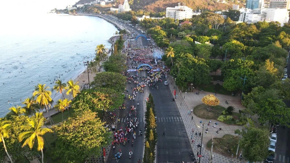 sacmaumoi vungtau 4.jpg