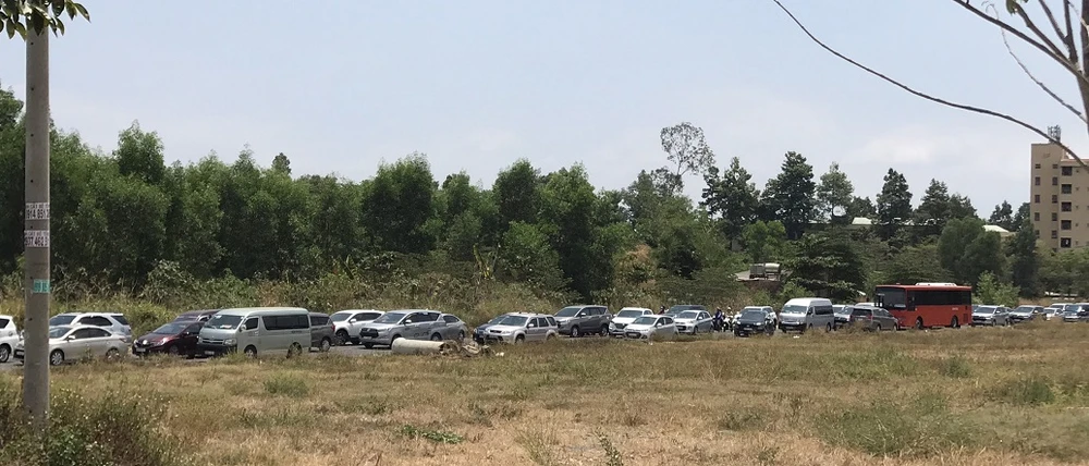 Tắc đường tại làng Đại học: Cảnh hiếm thấy, mỗi năm có một lần ảnh 4