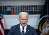 Ông Biden cấm bán USD cho Nga, cấm cả... rượu vodka