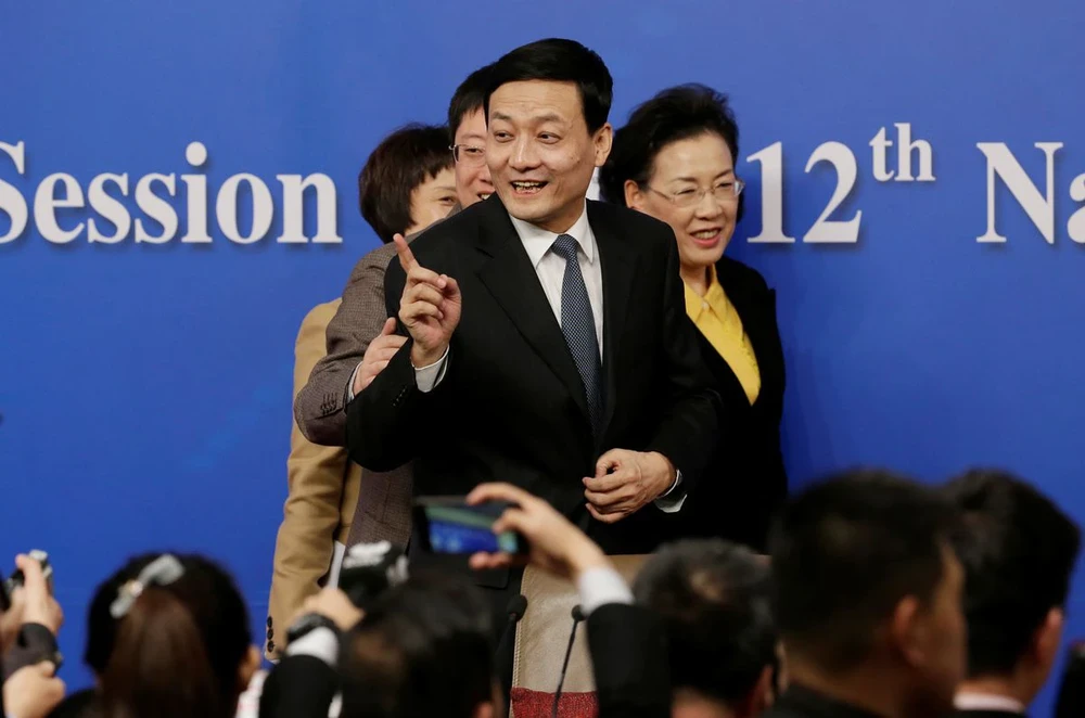 Ông Tiêu Á Khánh. Ảnh: REUTERS