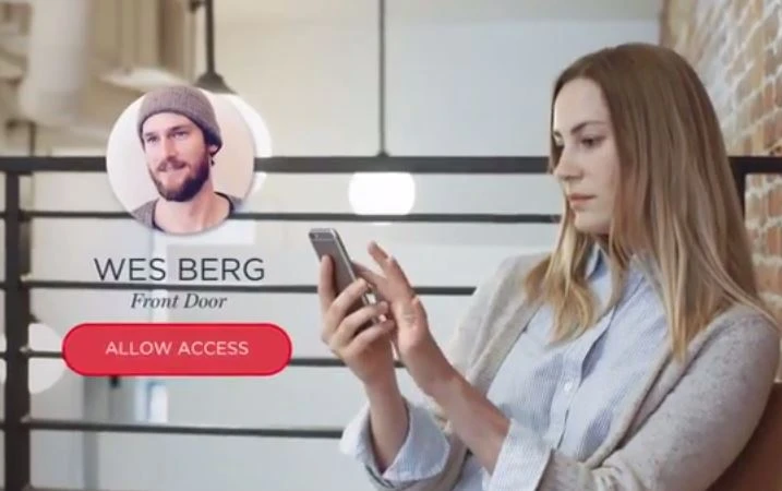 Dùng smartphone mở cửa nhà khi đi xa ảnh 2