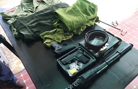 Audio: Giả cảnh sát để lừa lấy iPhone đắt tiền ảnh 1