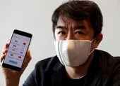 Khẩu trang thông minh có khả năng dịch và phiên âm giọng nói