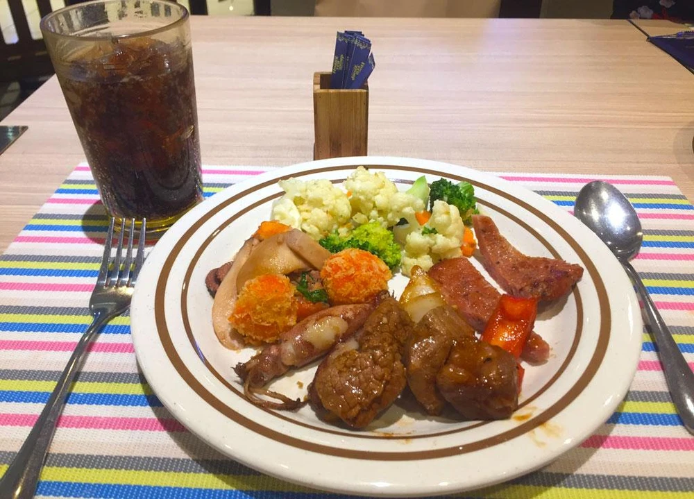 Thay đổi lối sống nay từ bây giờ để làm sạch và giữ gan của bạn khỏe mạnh. Ảnh: NHẬT LINH