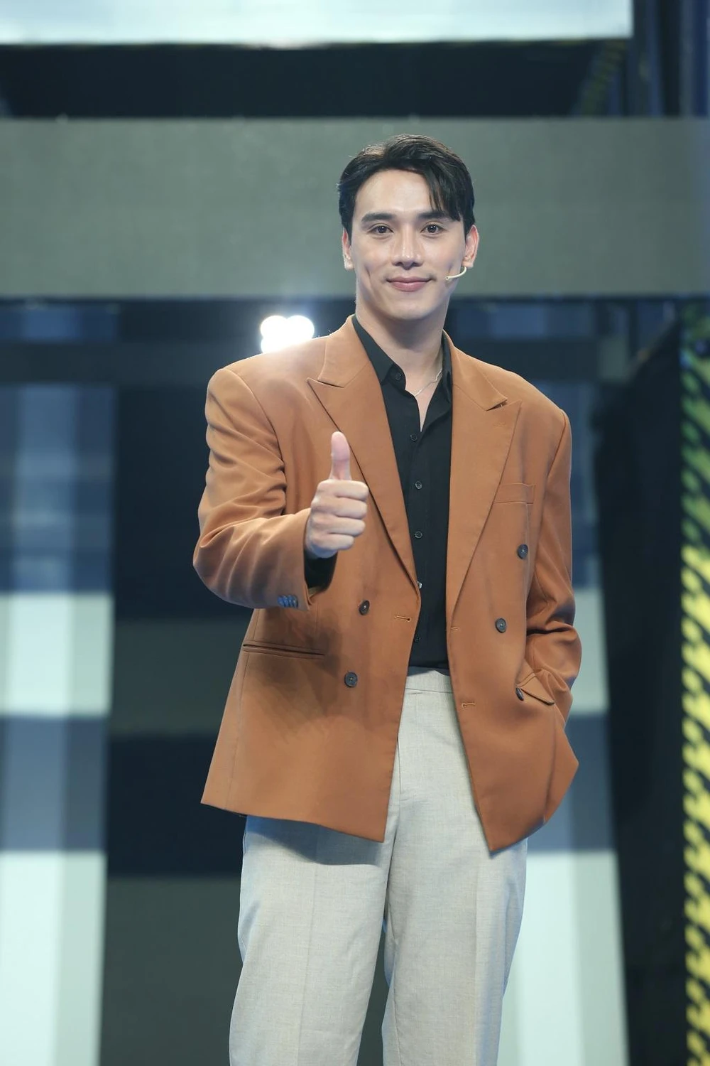 Thuận Nguyễn Thuận Nguyễn