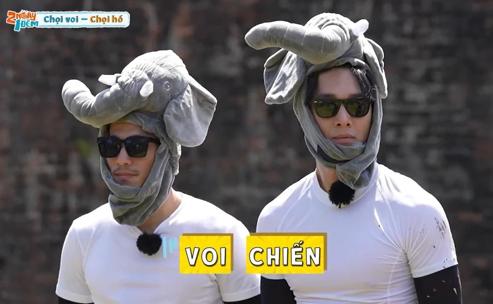 Liên Bỉnh Phát và Song Luân.