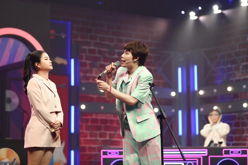 Hai đội trưởng Lâm Vỹ Dạ, Quang Trung. Ảnh: BEE