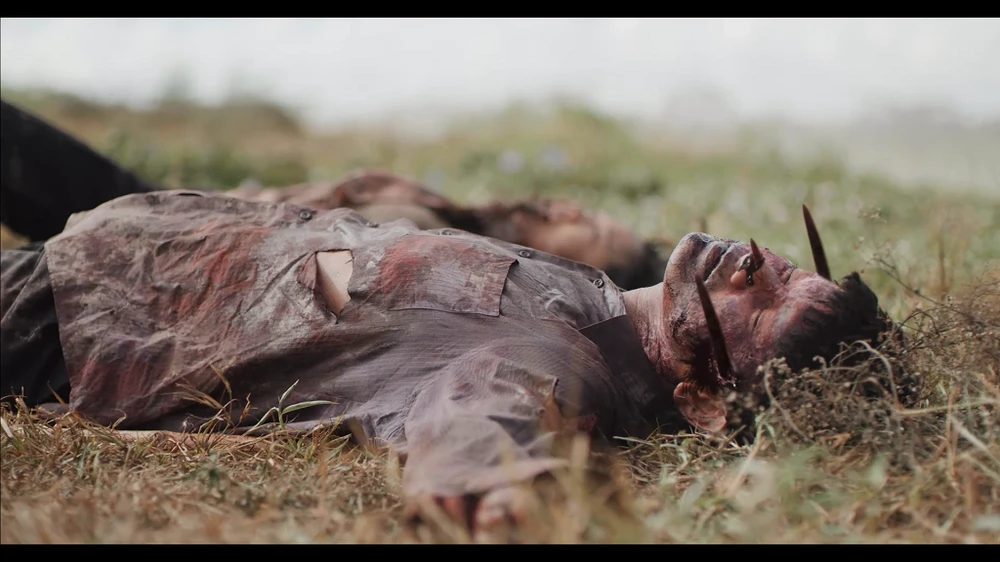 Phim hứa hẹn những cảnh “săn mồi” ngộp thở của binh đoàn xác sống miền Tây. Phim hứa hẹn những cảnh “săn mồi” ngộp thở của binh đoàn xác sống miền Tây.