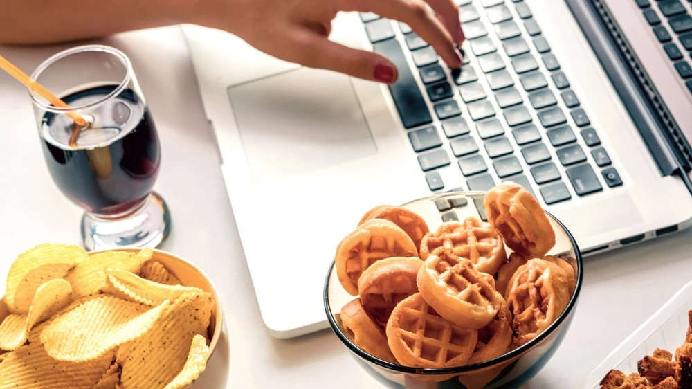 10 thói quen thường ngày đang âm thầm làm tăng lượng đường trong máu