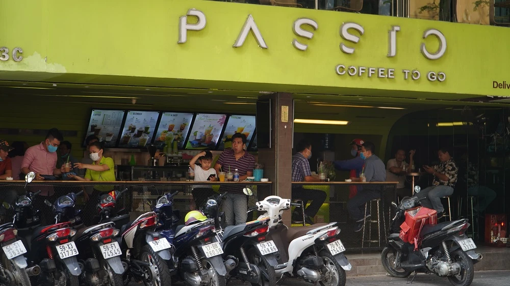 gian-cach-xa-hoi-tphhcm