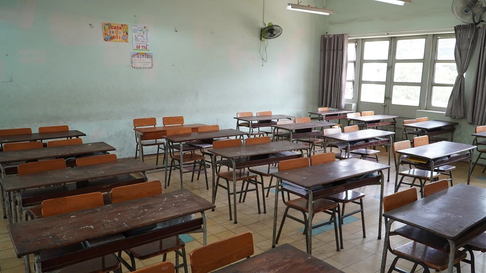 hoc-sinh-tro-lai-truong