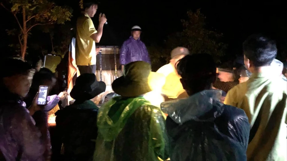 Đắk Lắk: Hỗ trợ gia đình có người tử vong khi vào rừng tìm lan, hái nấm