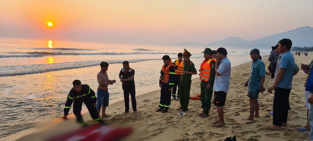 Người đàn ông tử vong khi đi bủa lưới trên biển