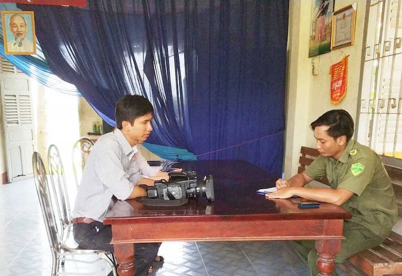 Vì sao không khởi tố vụ phóng viên ở Long An bị đánh? ảnh 1