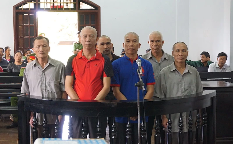 Bị Luật sư phản ứng, kiểm sát viên rút kinh nghiệm ngay