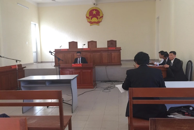 Hoãn xử vụ Chi cục phó bị khởi tố vì KSV bị bệnh ảnh 1